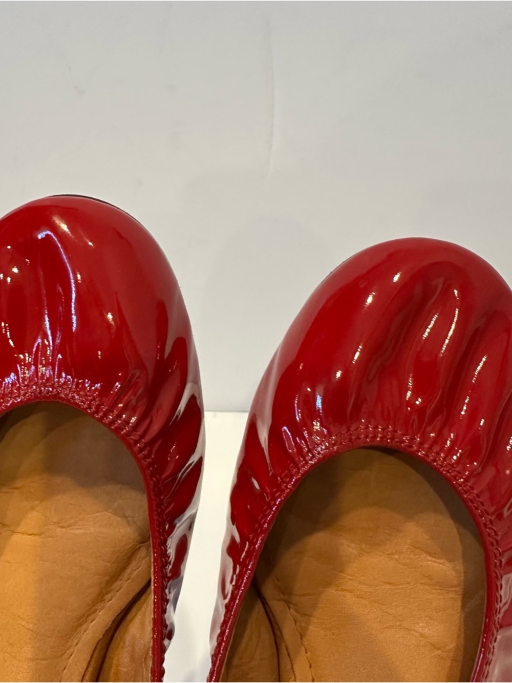Lanvin Red Patent Leather Scrunch Ballet Flats - Picture 6 of 9